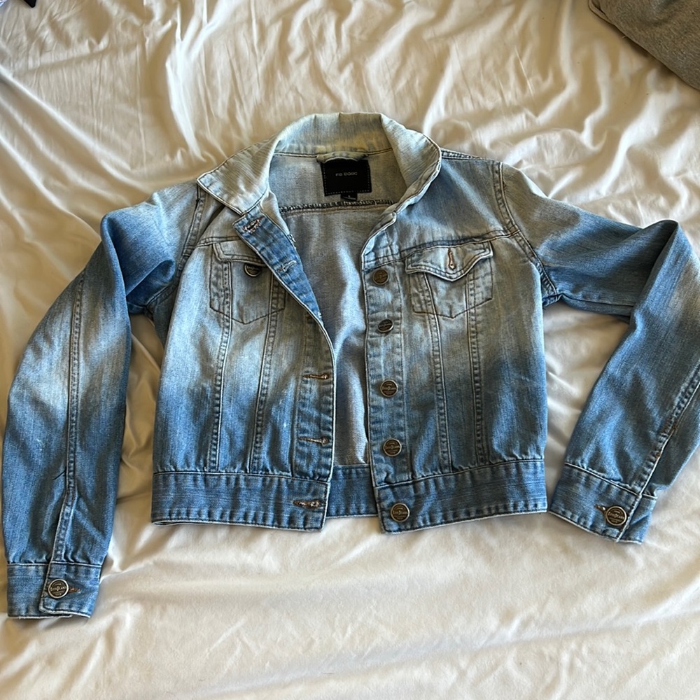 Iris Jean faded jacket long sleeve in size S